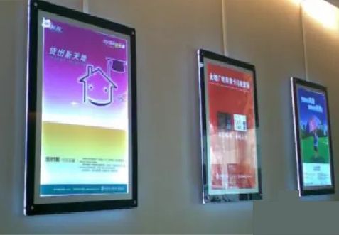 德宏什么是超薄灯箱?