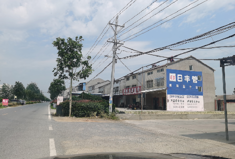 德宏如何能保证墙体广告的醒目性？